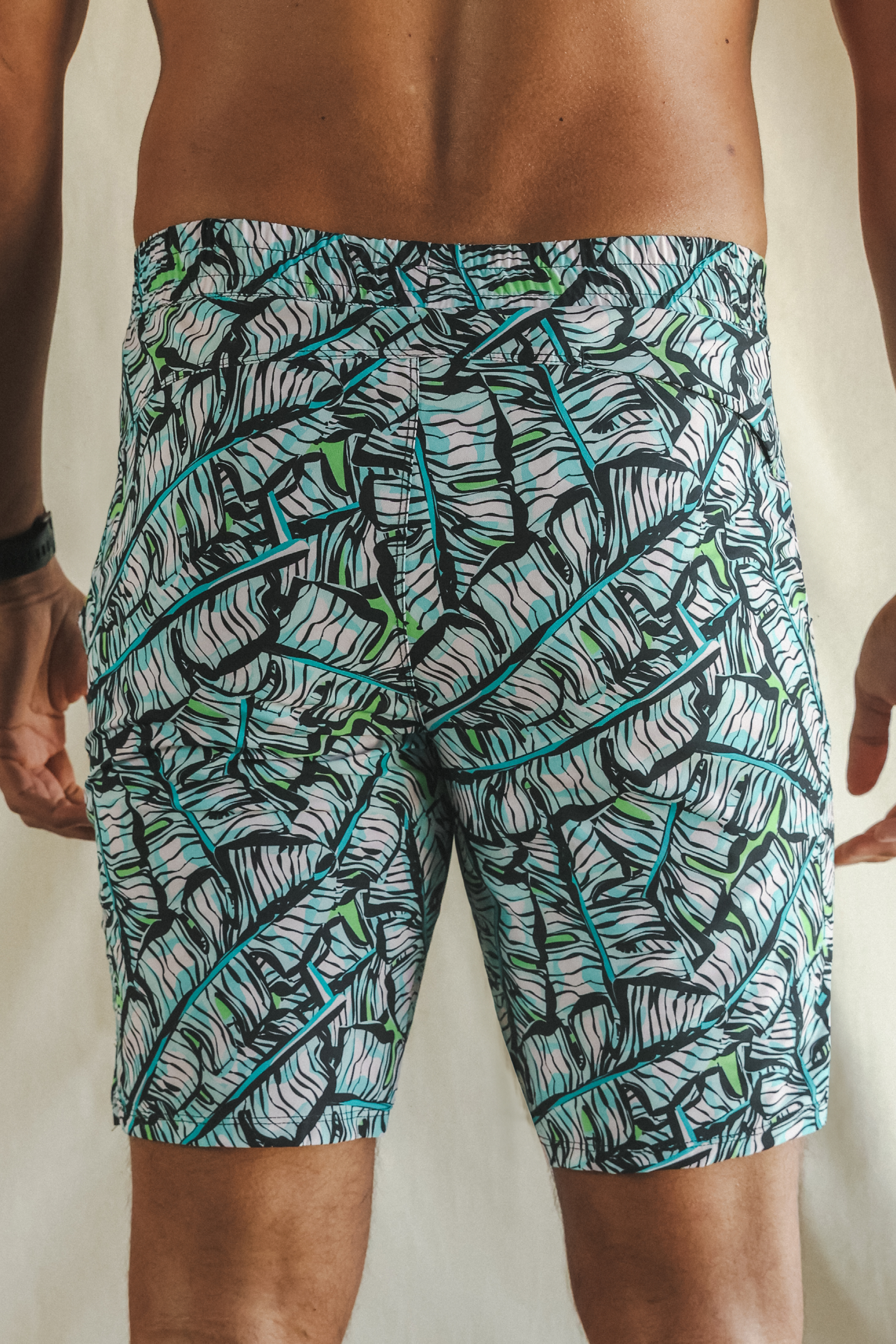 The Easy Breezy | Blue Tropical Ball Hammock® 9 Inch Athletic Shorts - Shinesty