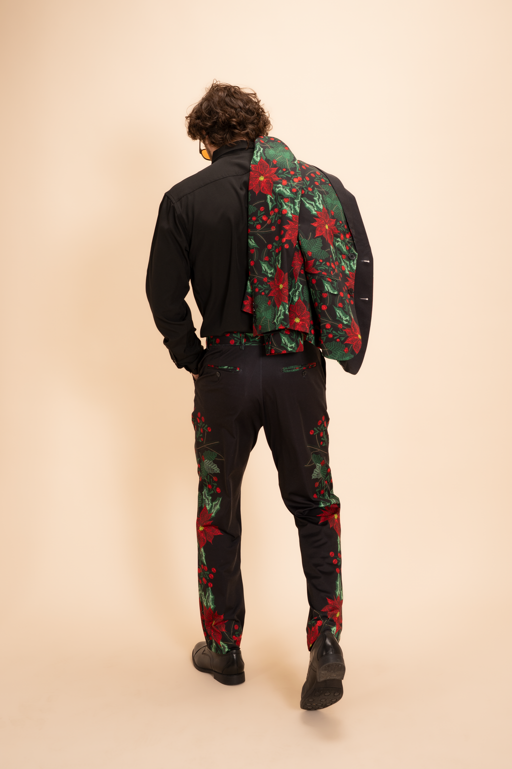 The Centerpiece | Poinsettia Men's Novelty Suit - Shinesty