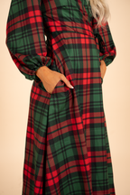 The Lincoln Log Love Daddy/Lady | Women's Green Plaid Christmas Long Sleeve Dress - Shinesty