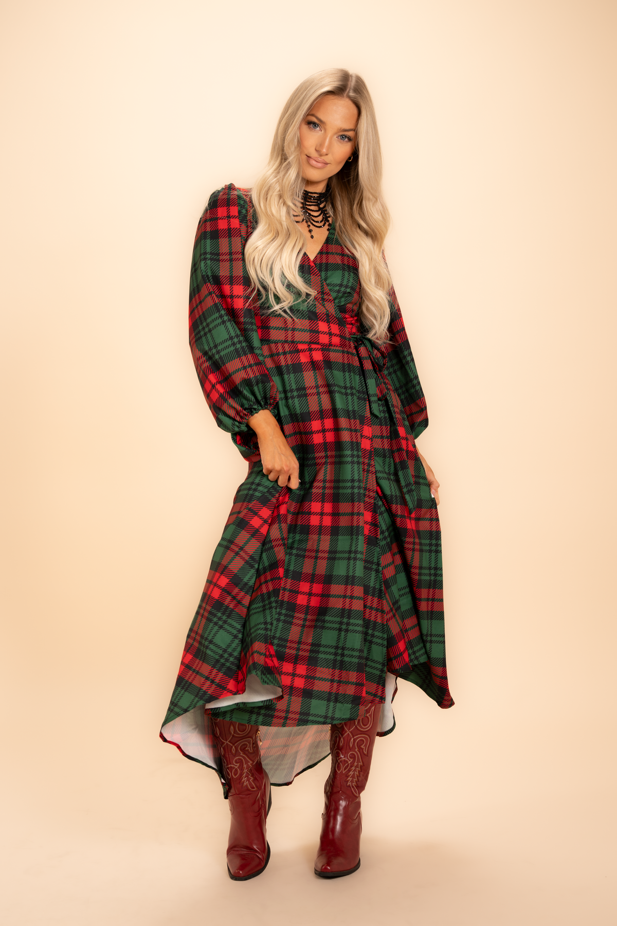 The Lincoln Log Love Daddy/Lady | Women's Green Plaid Christmas Long Sleeve Dress - Shinesty