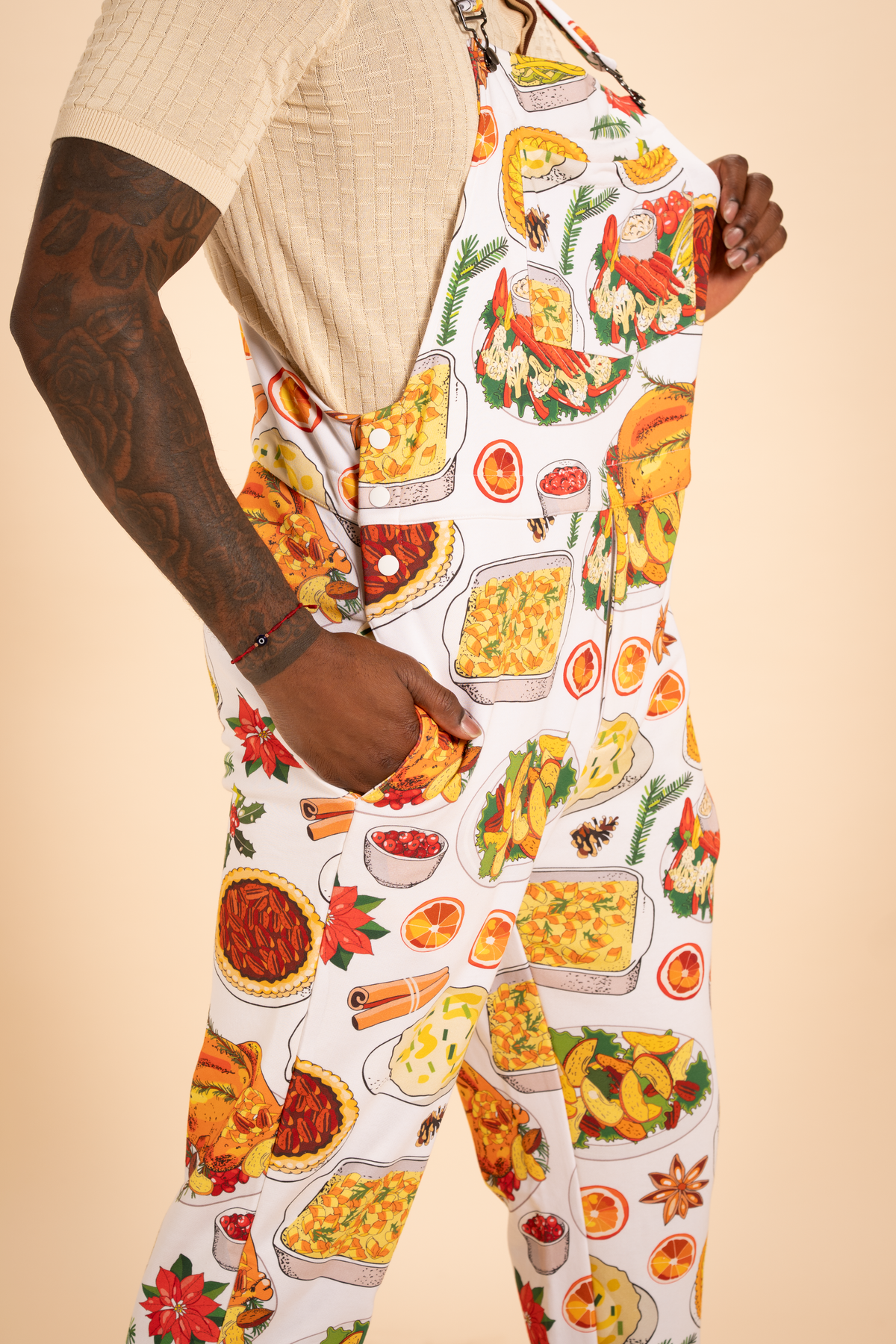 The Spread | White Thanksgiving Men's Straight Leg Pajamarall - Shinesty