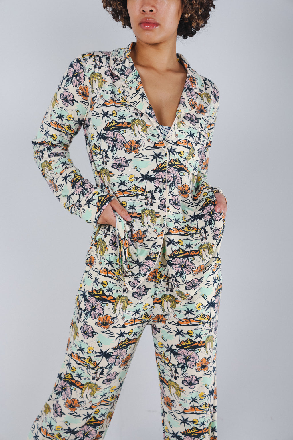 The Come Monday | Shinesty x Margaritaville® SleepDeep™ Women’s Long Sleeve Pajama Set - Shinesty