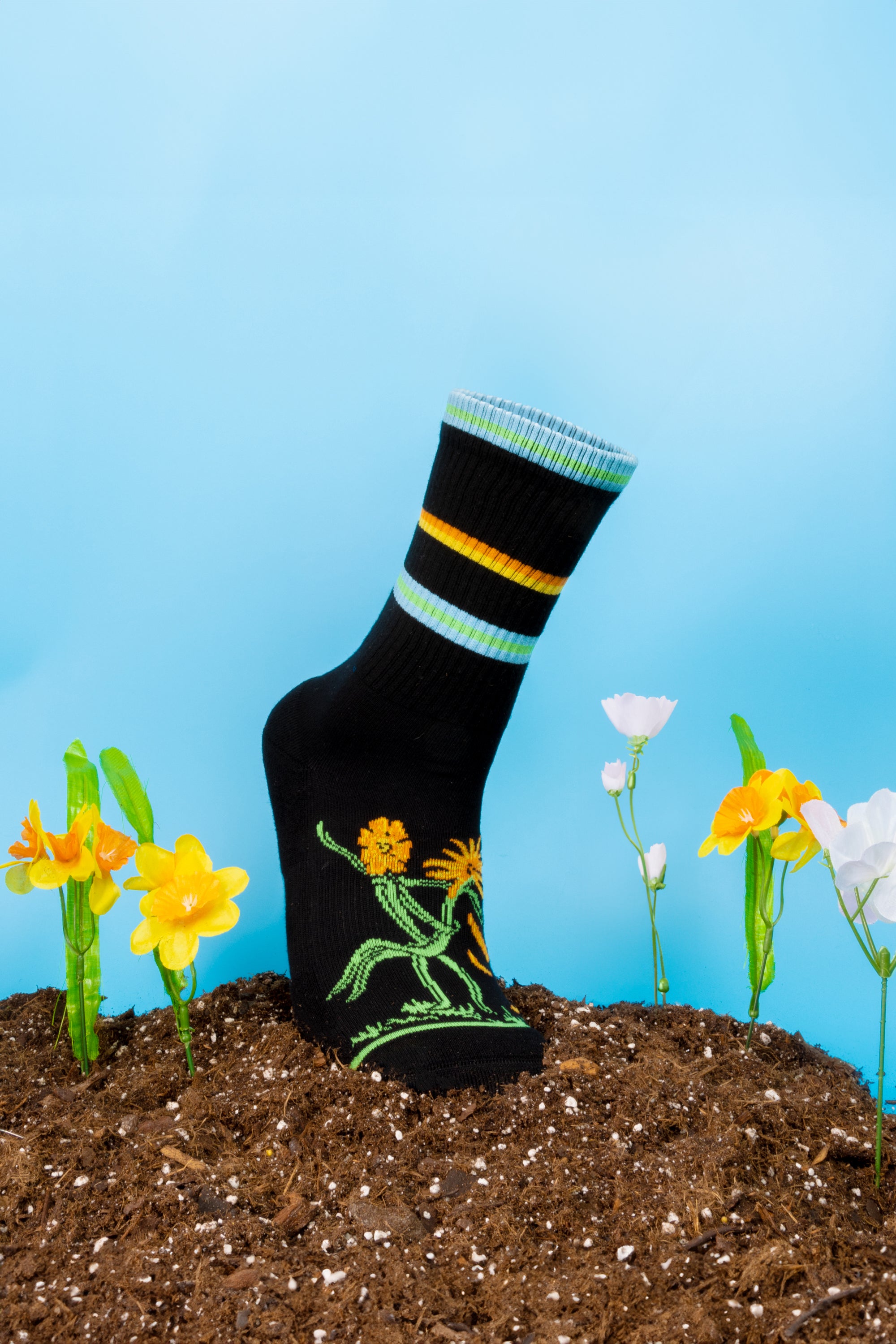 The Garden of Breedin | Naughty Floral Heel Hammock™ Crew Socks - Shinesty