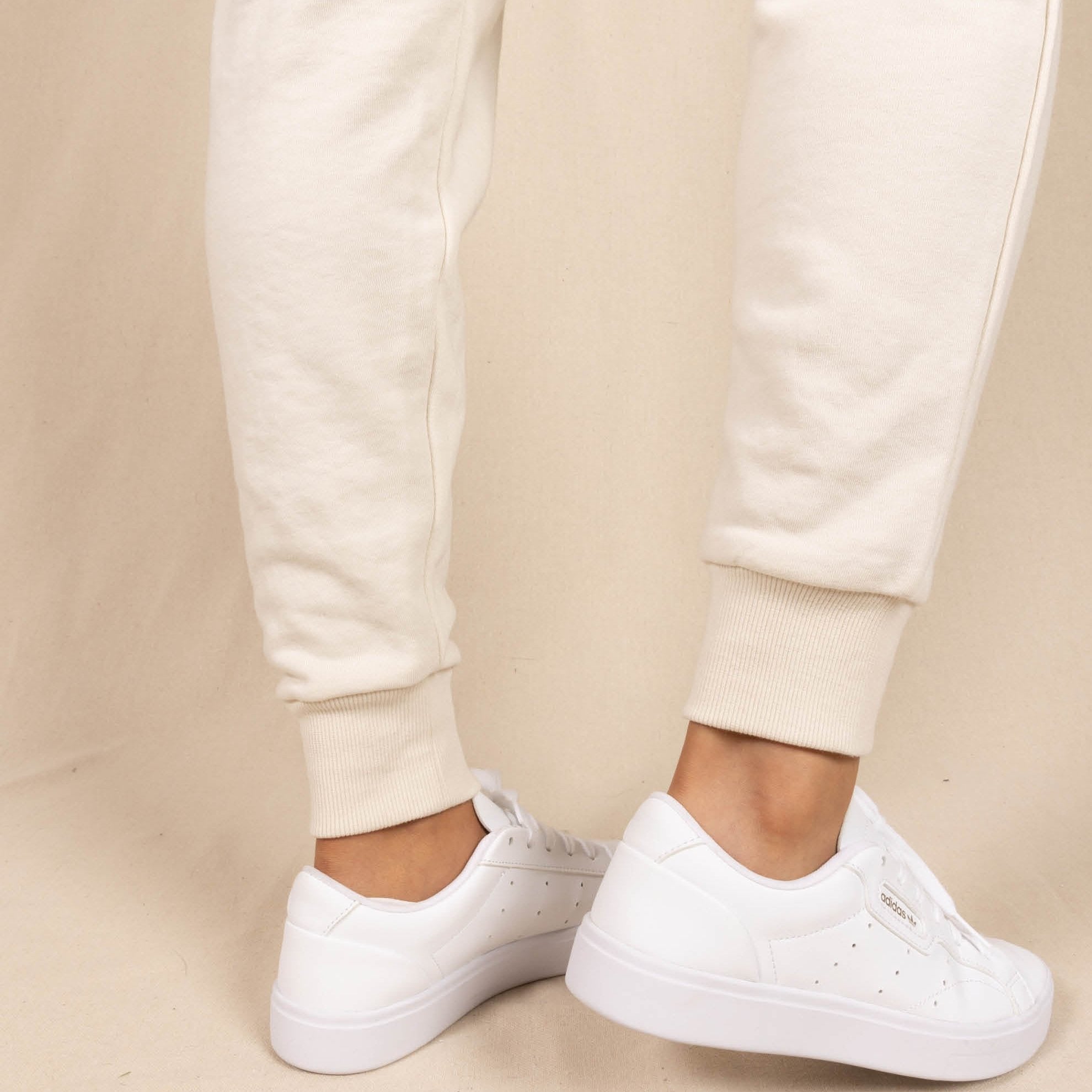 The Cream Of The Crop | Oatmeal Goldilocks™ Women’s Lounge Joggers - Shinesty