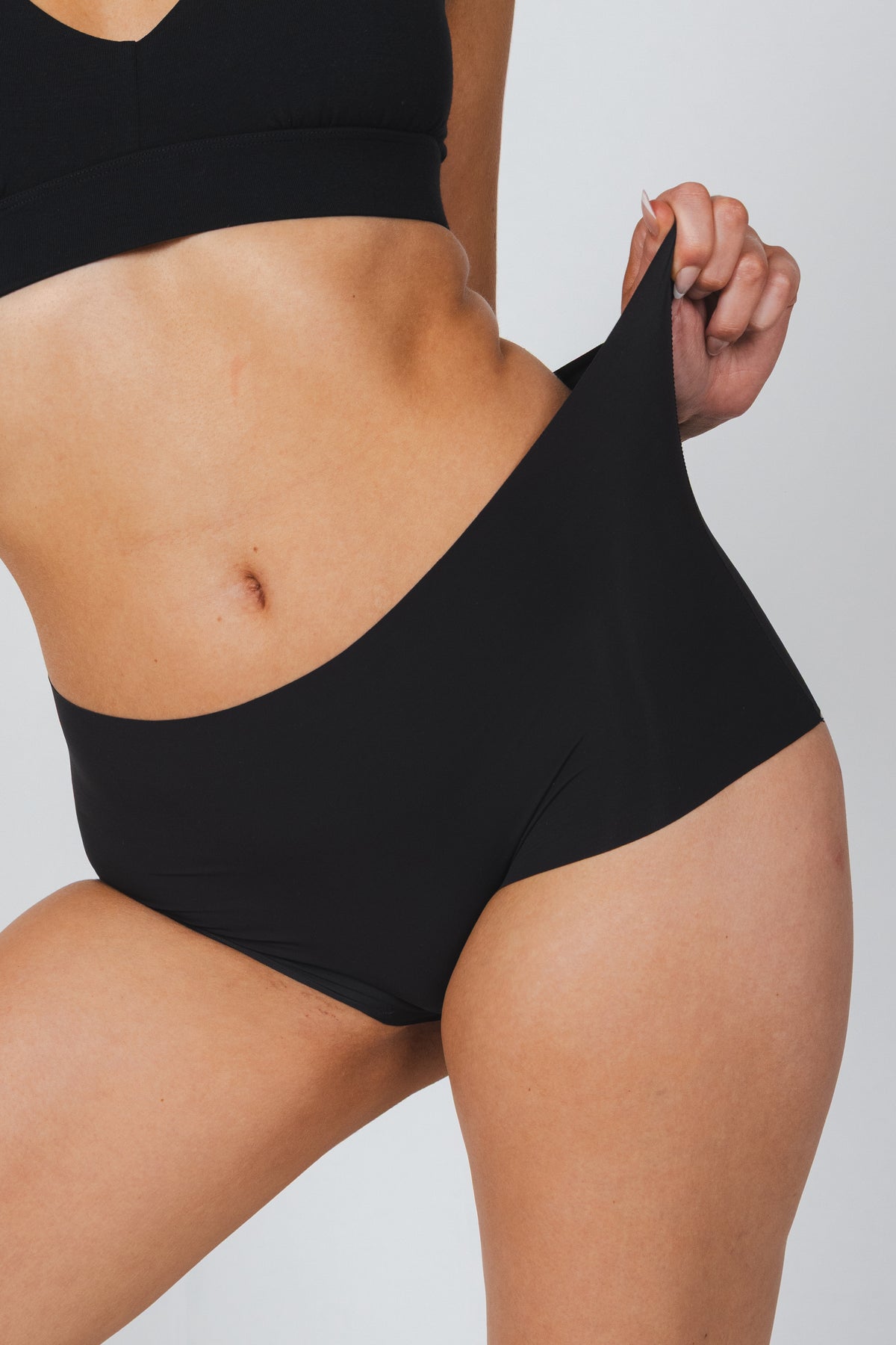 The Threat Level Midnight | Black Women’s Seamless Boyshort - Shinesty
