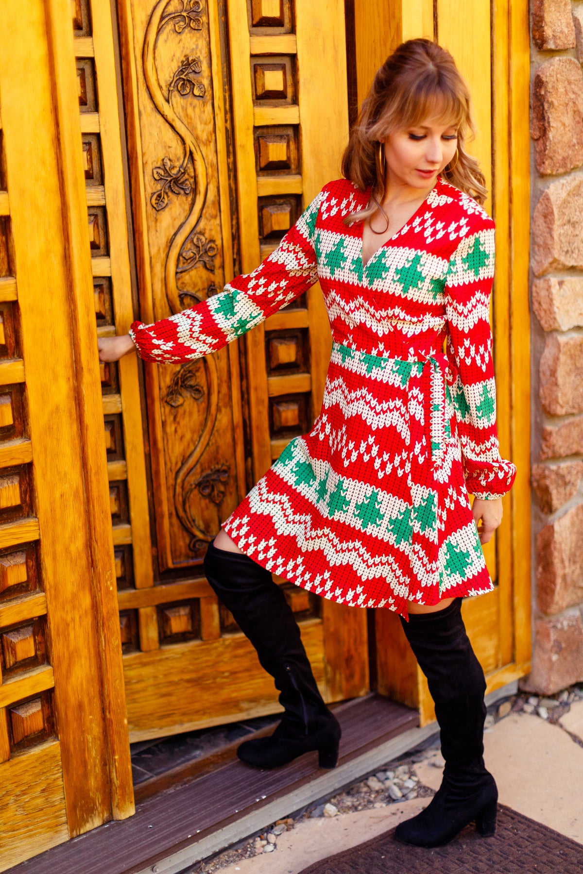 The Red Ryder | Knit Print Christmas Wrap Dress - Shinesty